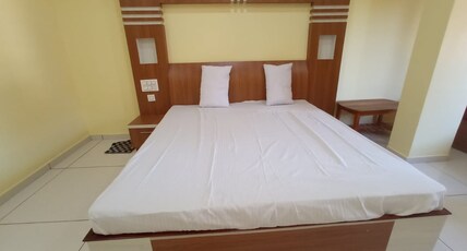 vishal comforts Room Type - Double bed deluxe Non ac
