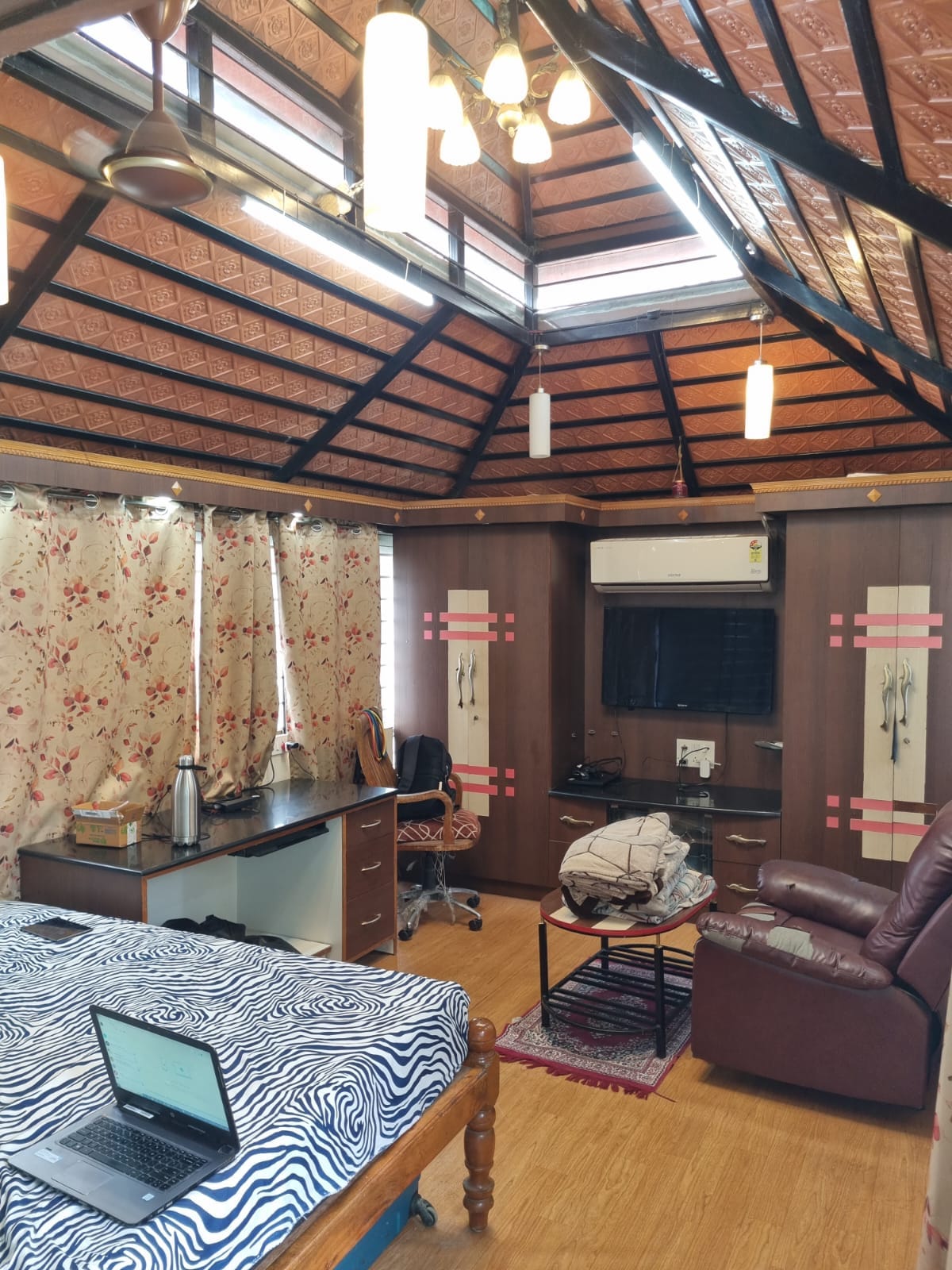 1BHK furnished at Mahalaxmi layout - Tap to explore photos