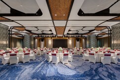 InterContinental Hotels KAOHSIUNG, an IHG hotel