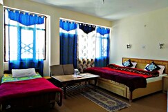 Hotel Zangchuk Kaza