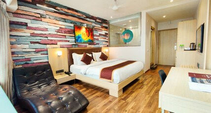 Hotel Sadbhav Villa Room Type - Super Deluxe Room