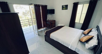 Flamingo Munnar Room Type - Deluxe Room