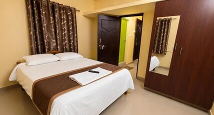 FabHotel Srinivasa Residency Room Type - Deluxe Room
