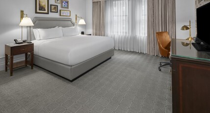 InterContinental New York Barclay Room Type - 1 King Classic Mobility Accessible Roll In Shower InterContinental New York Barclay Room Type - 1 King Classic Mobility Accessible Roll In Shower