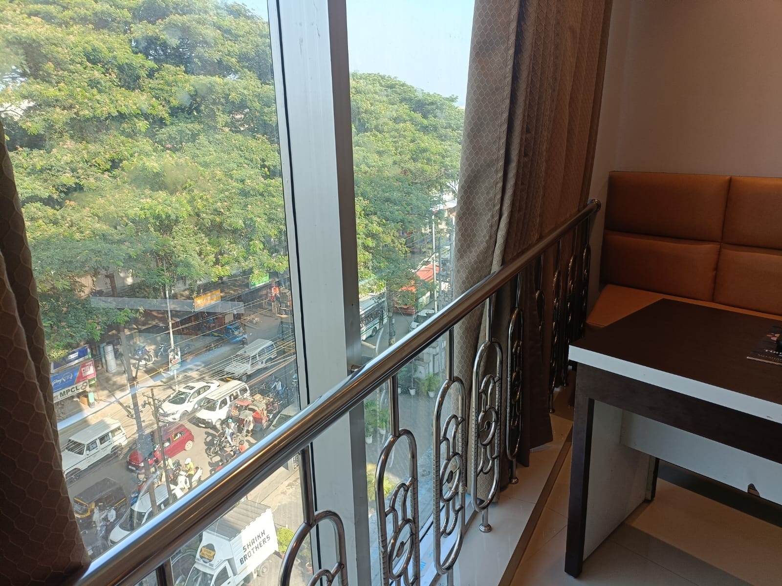 Hotel Divine View - Tap to explore photos