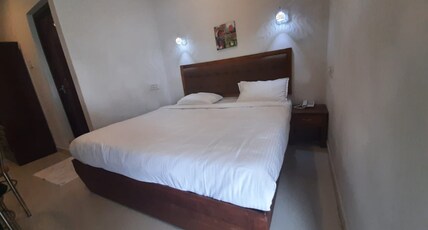 MANNA TOURIST HOME Room Type - Standard Room Non Ac