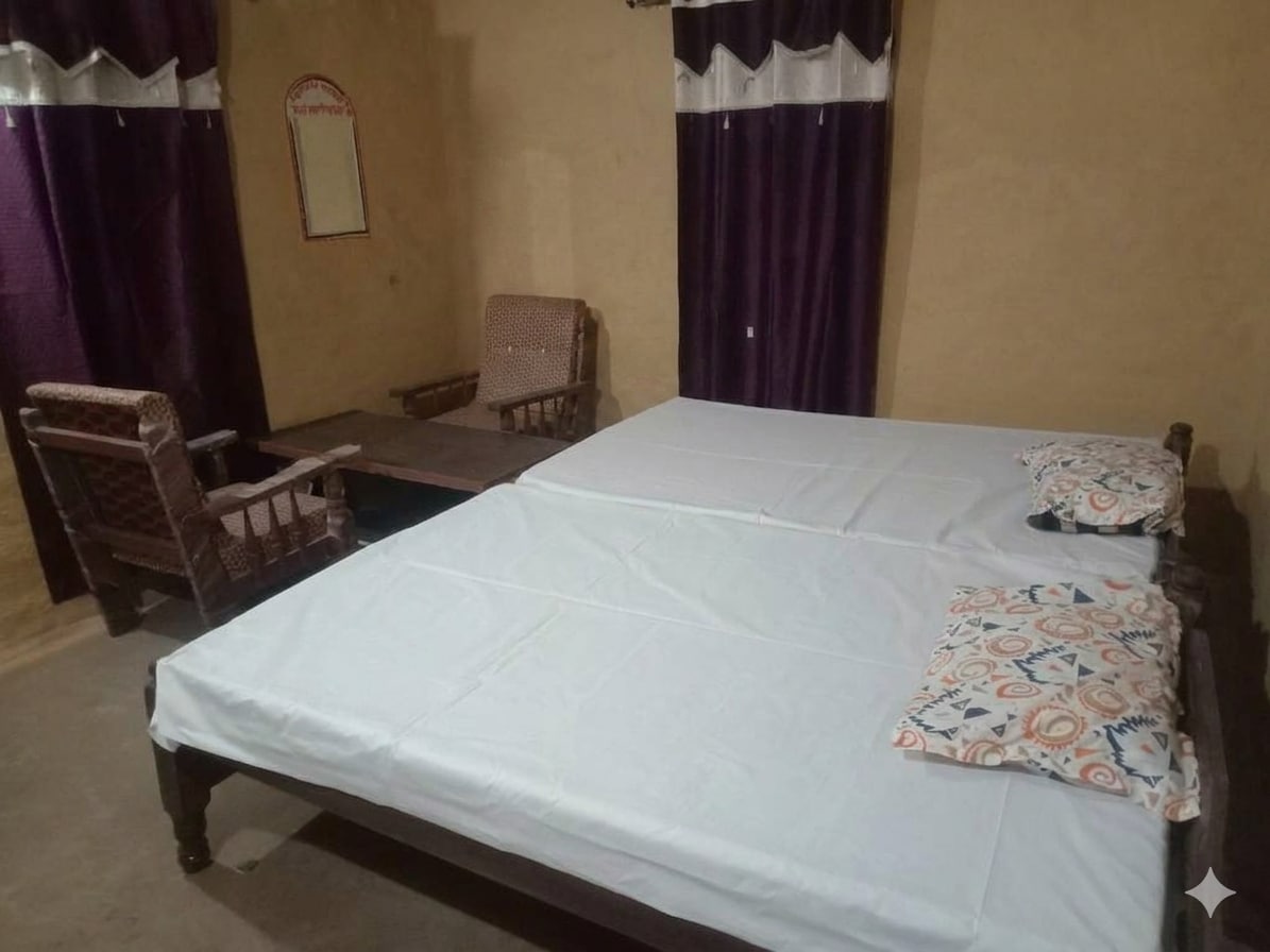 Sri Kanha Homestay - Tap to explore photos