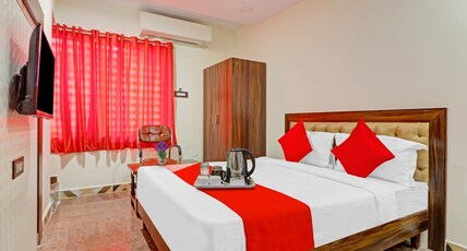 OYO 701448 Heavens Inn Room Type - Classic