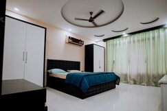 Luxury 3BHK NearAirport and Railway Ashoka Home