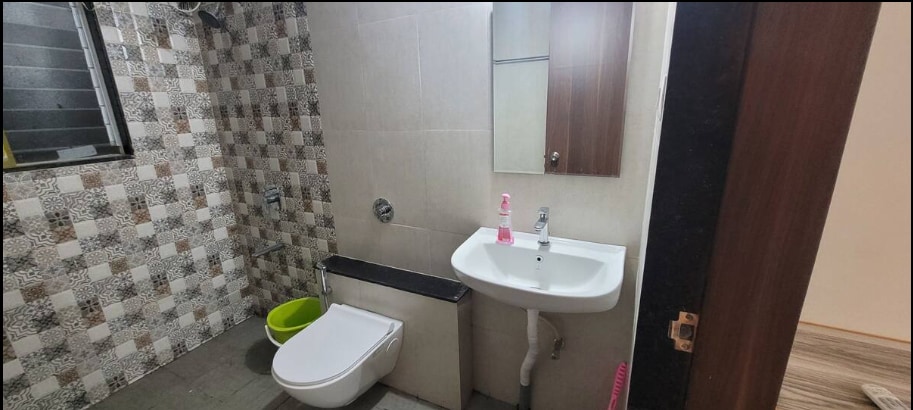 Balaji Home Stay Solutions - Bhss Shastri Nagar 1 - Tap to explore photos