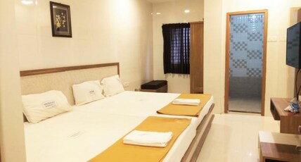 VAIBHAV RESIDENCY Room Type - FOUR BED NON AC