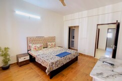 Leafora Luxe |Modern Luxury Peaceful Stay