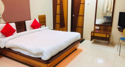 Shreeji Resort Room Type - Deluxe Ac Room