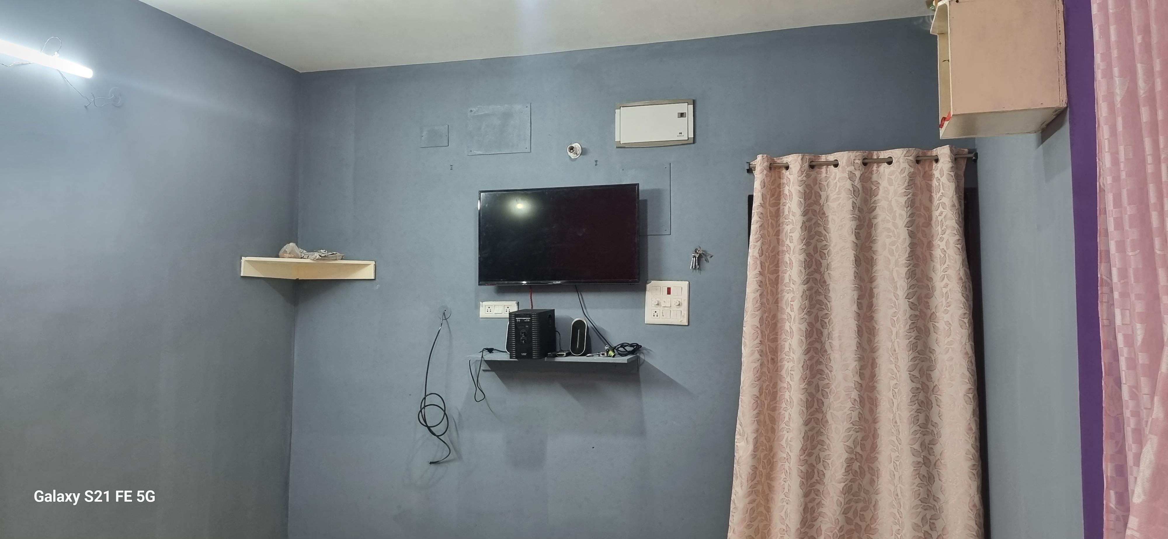 The Super Home stay - Tap to explore photos