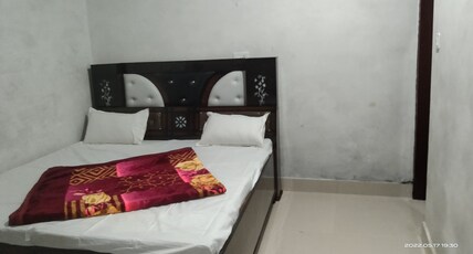 OM SOM HOME STAY Room Type - Room 5