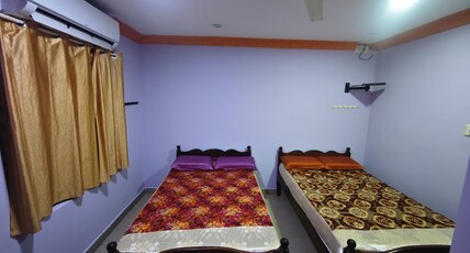 Sri Bhgavan Mension Room Type - Quadruple Room