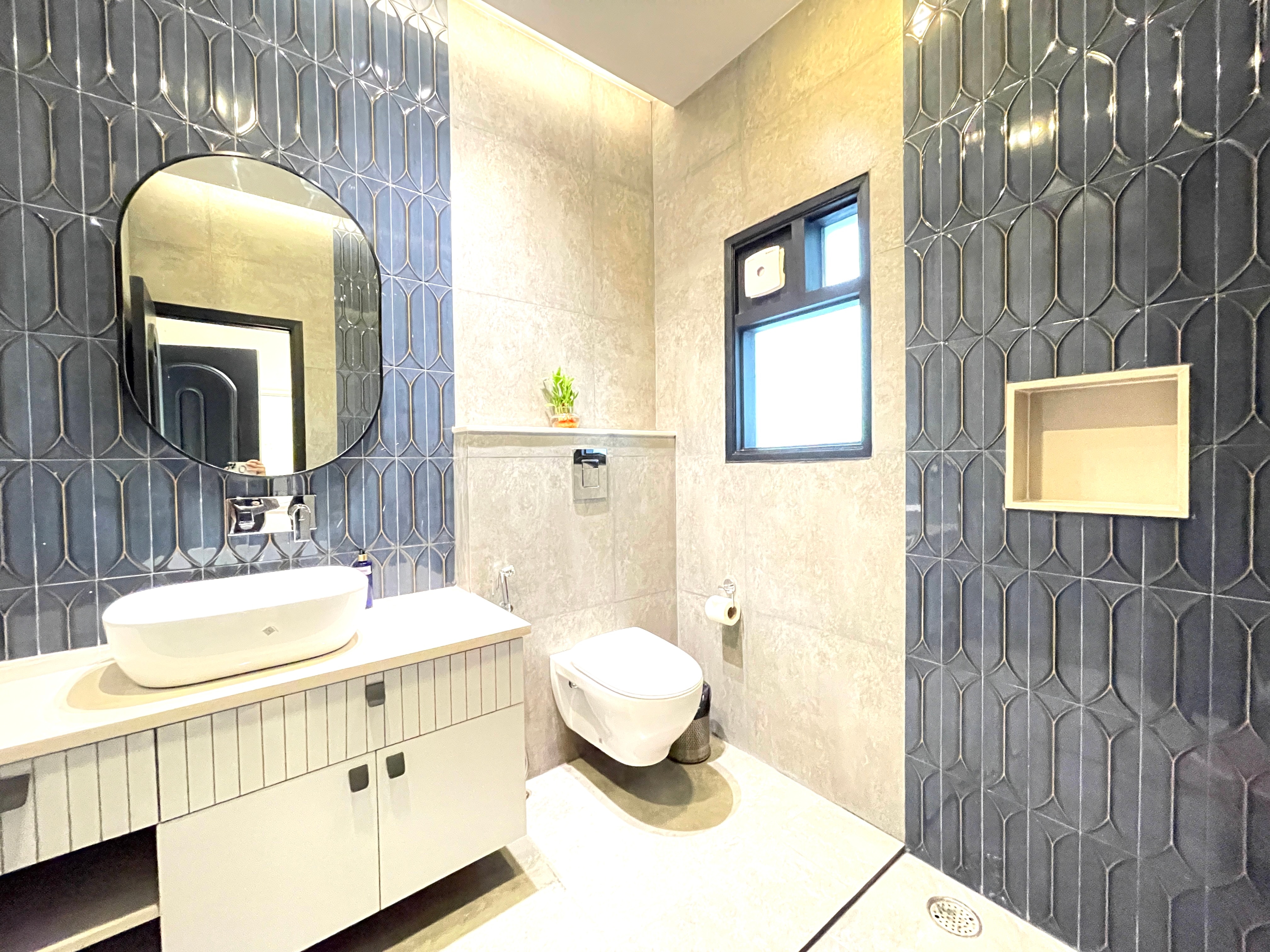 BedChambers Luxe Stay @Saket - Tap to explore photos