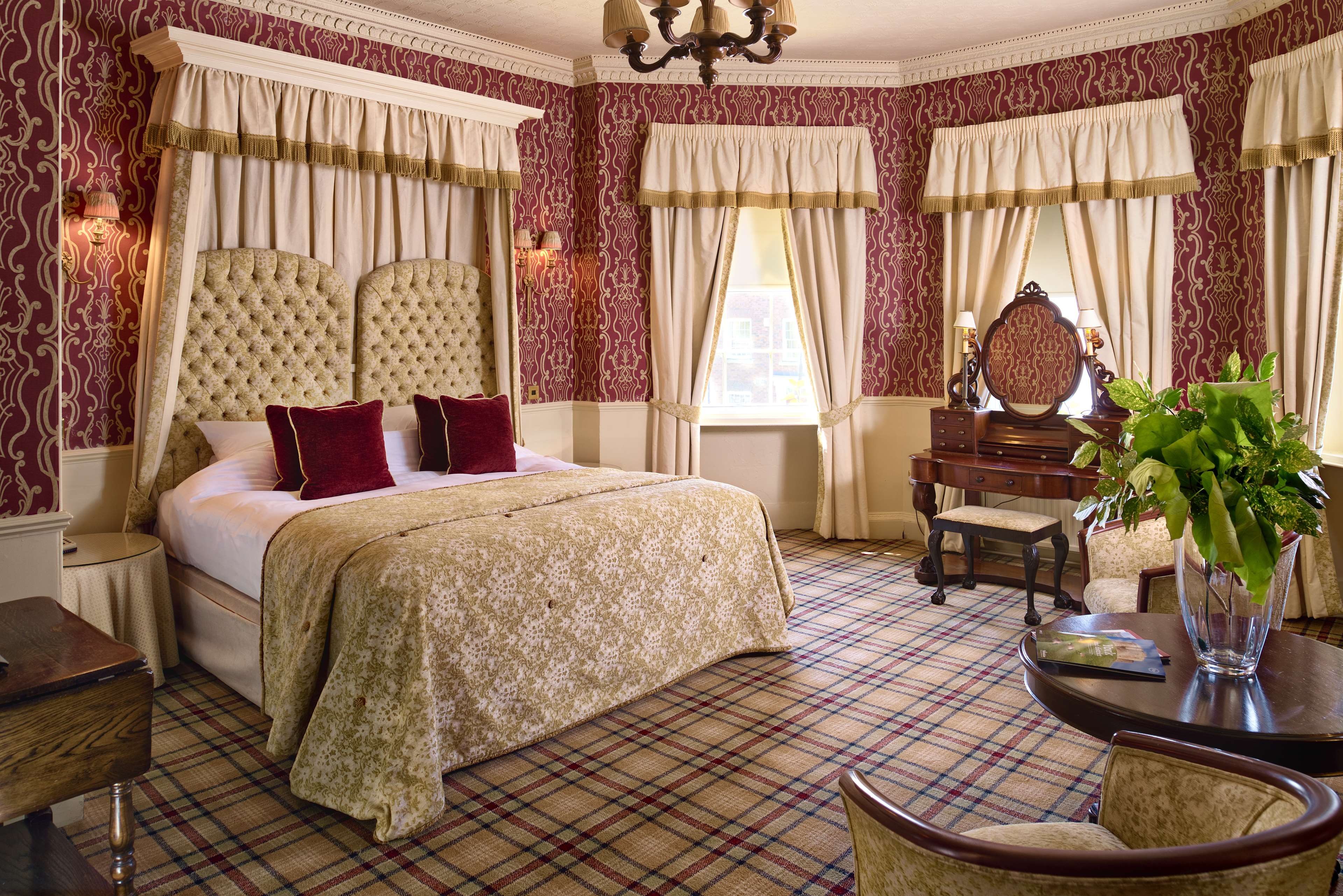 Best Western York Pavilion Hotel - Tap to explore photos