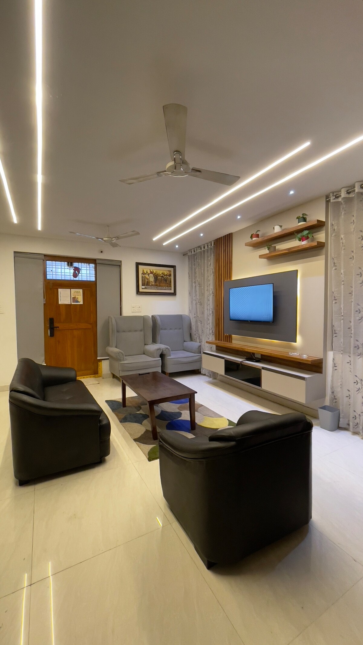 Elva villa A luxurious 3bhk home stay near Kphp - Tap to explore photos
