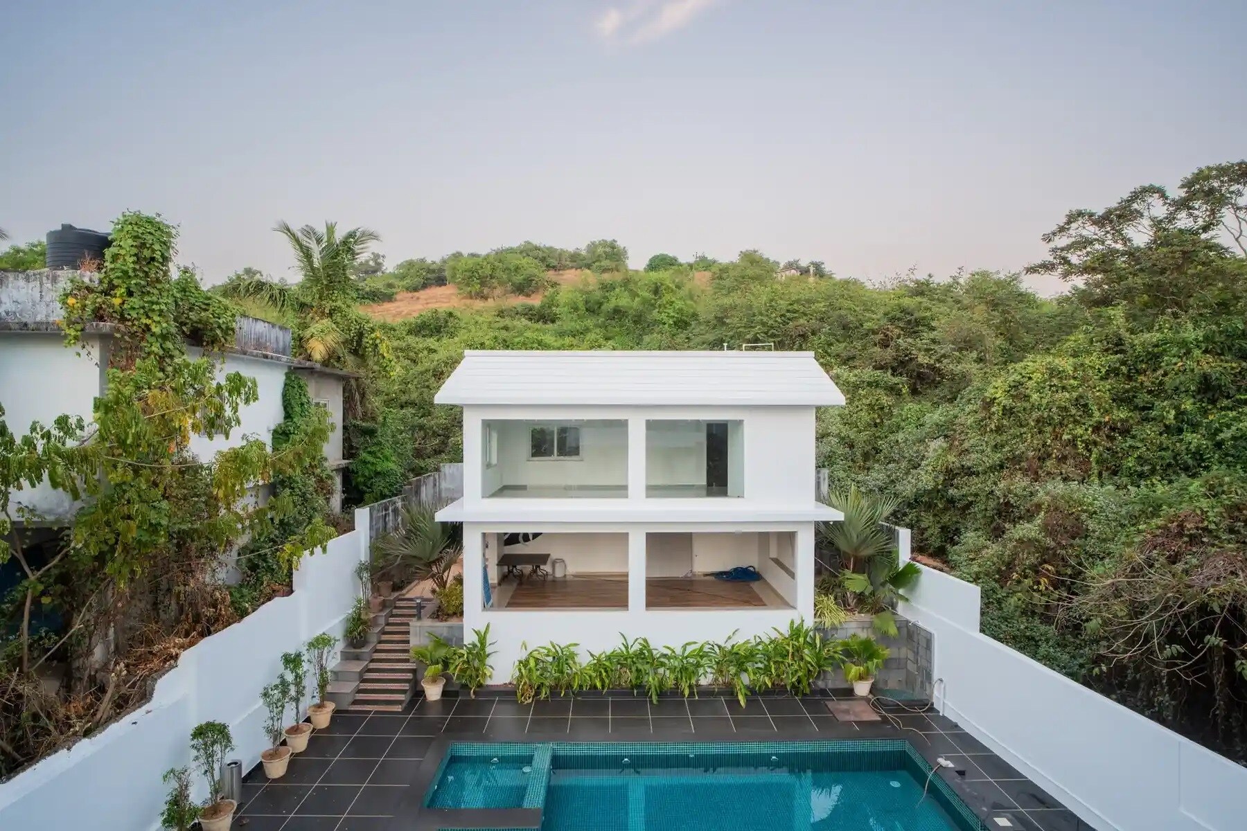Lavender Stays 4BHK Apartment Pvt Pool - Tap to explore photos