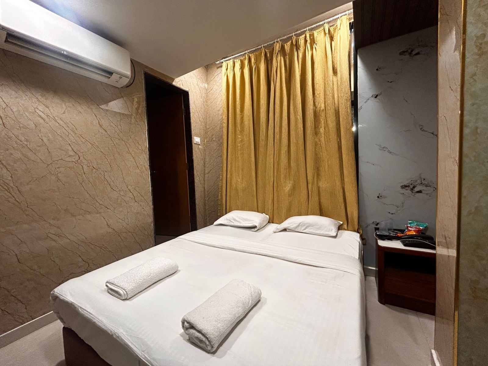 Hotel Grace - Tap to explore photos