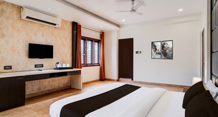 Super Townhouse Guwahati Railway Station Formerly Niharika Guest House Room Type - Classic