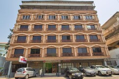 Belsons Taj Mahal Hotel