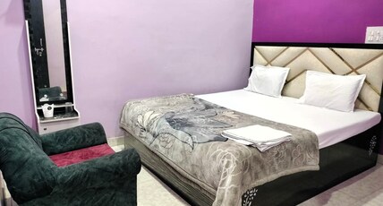 Hotel Black Inn Diamond Room Type - Standard Double NON AC