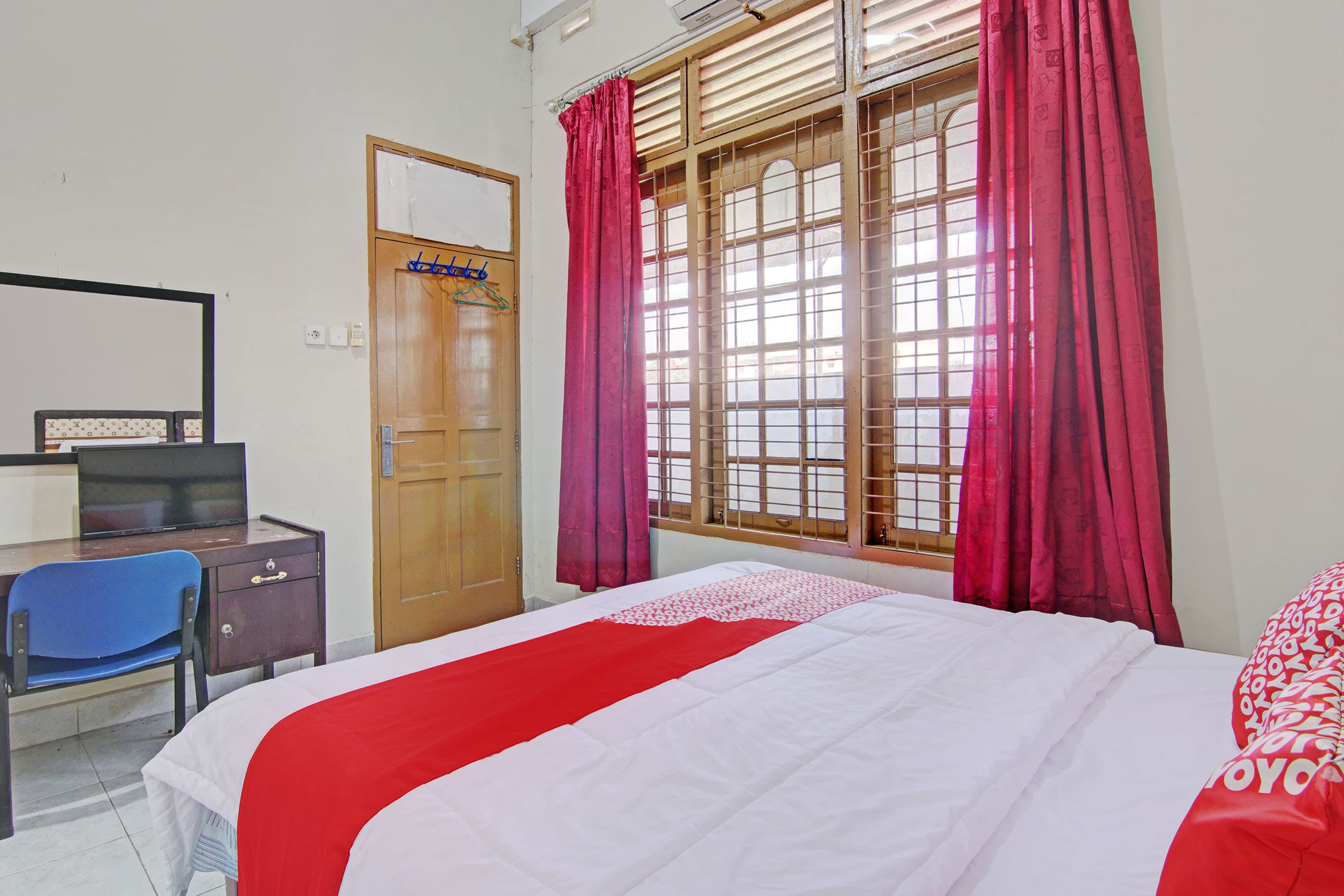 Hotel O Lavina Guesthouse - Tap to explore photos