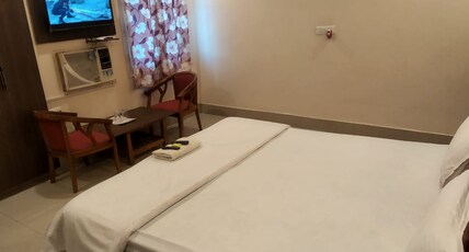 Hotel Supriya International Room Type - DELUXE A/C