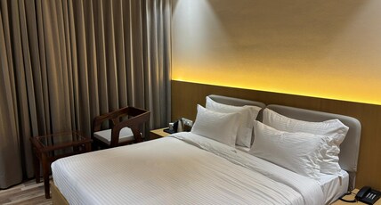 Hotel Fortune Mandsaur Room Type - Deluxe Room