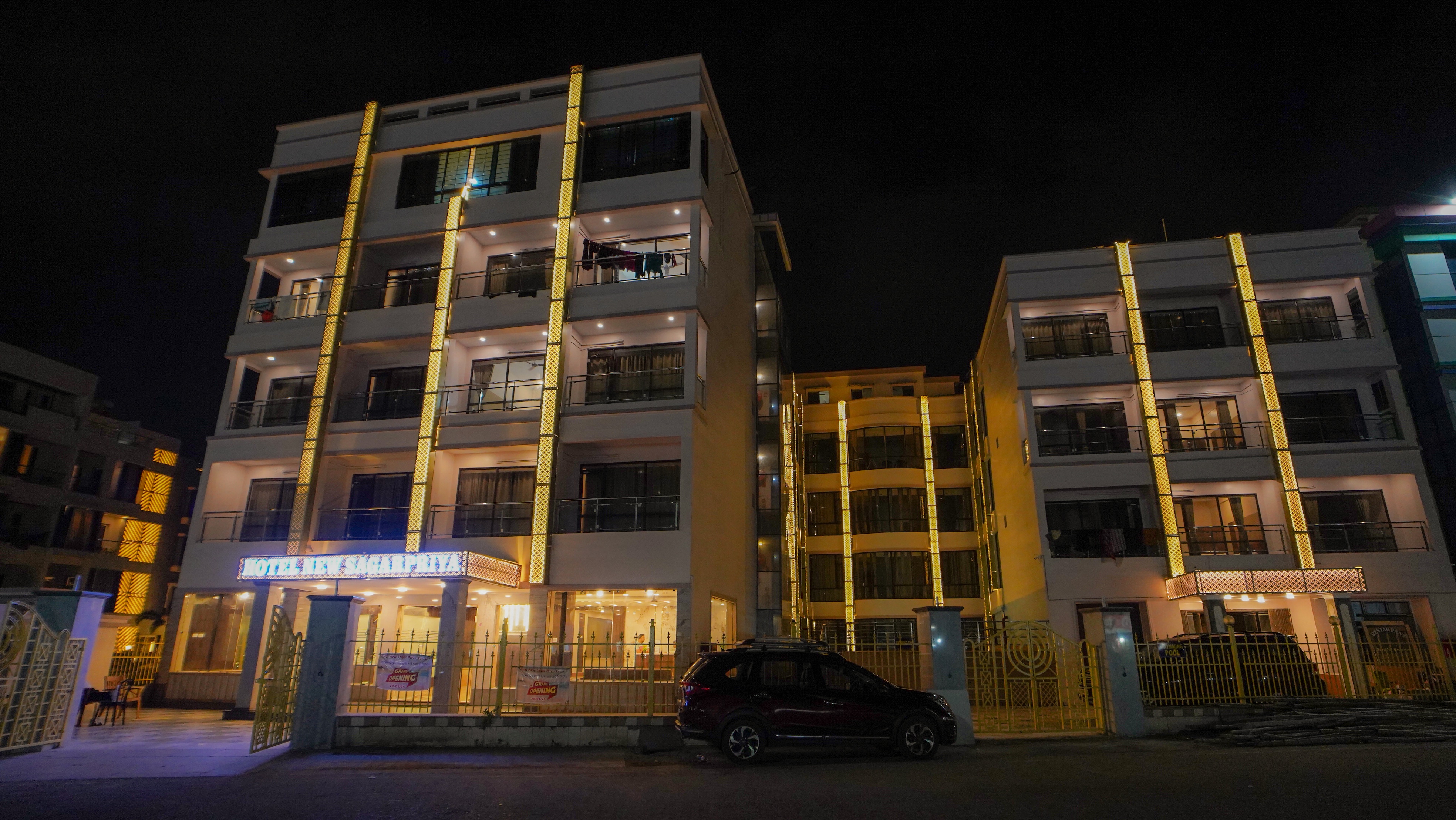 Hotel New Sagar Priya - Tap to explore photos