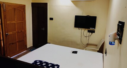 Le Grace Home Stay Room Type - Standard AC Room