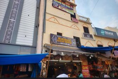 SPOT ON Maharani guest house