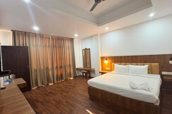 HOTEL B WINGS