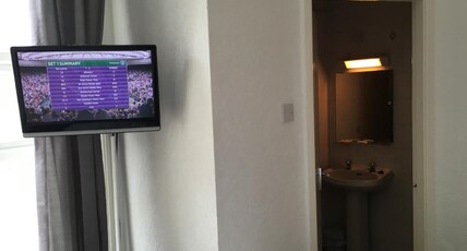 OYO Wave Crest Hotel Room Type - Standard Double Room