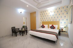 Hotel The Anvi Residency Sector 132