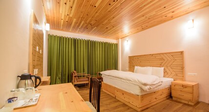 Hotel Batseri Room Type - Deluxe Room