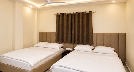 Hindustan Royal Inn Room Type - Triple Bed Family Room Hindustan Royal Inn Room Type - Triple Bed Family Room