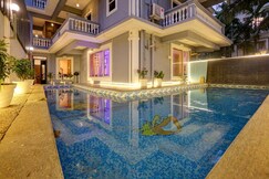 The Royal Mirage