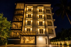Address of Sreepathi Mayoogha with Roof-top Swimming Pool