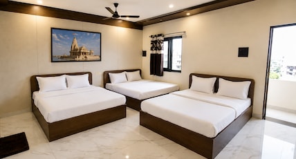 Hotel Bansi Palace Room Type - Premium Family Room Hotel Bansi Palace Room Type - Premium Family Room