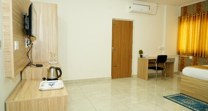 Sweet Crystal Homes CV Raman Nagar Room Type - Studio Rooms
