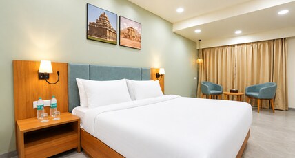 Imperia by The Sky Imperial, Statue of Unity Room Type - Imperial Deluxe