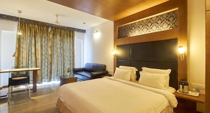 Jamindars Palace,BeachFront Hotel Room Type - Deluxe Ground Floor Lawn View with Balcony Jamindars Palace,BeachFront Hotel Room Type - Deluxe Ground Floor Lawn View with Balcony