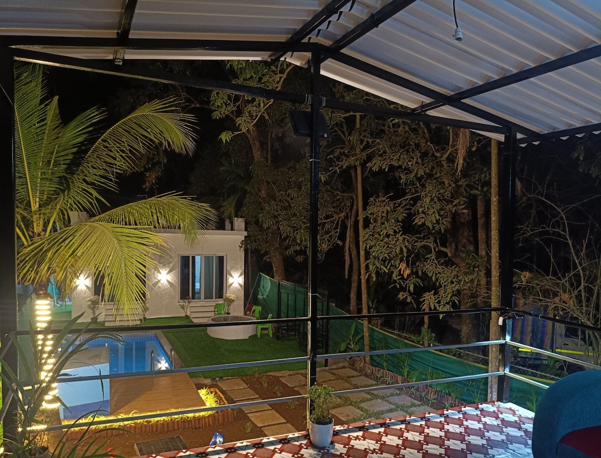 Calmora Stay 4 bedroom Private Pool Villa - Tap to explore photos