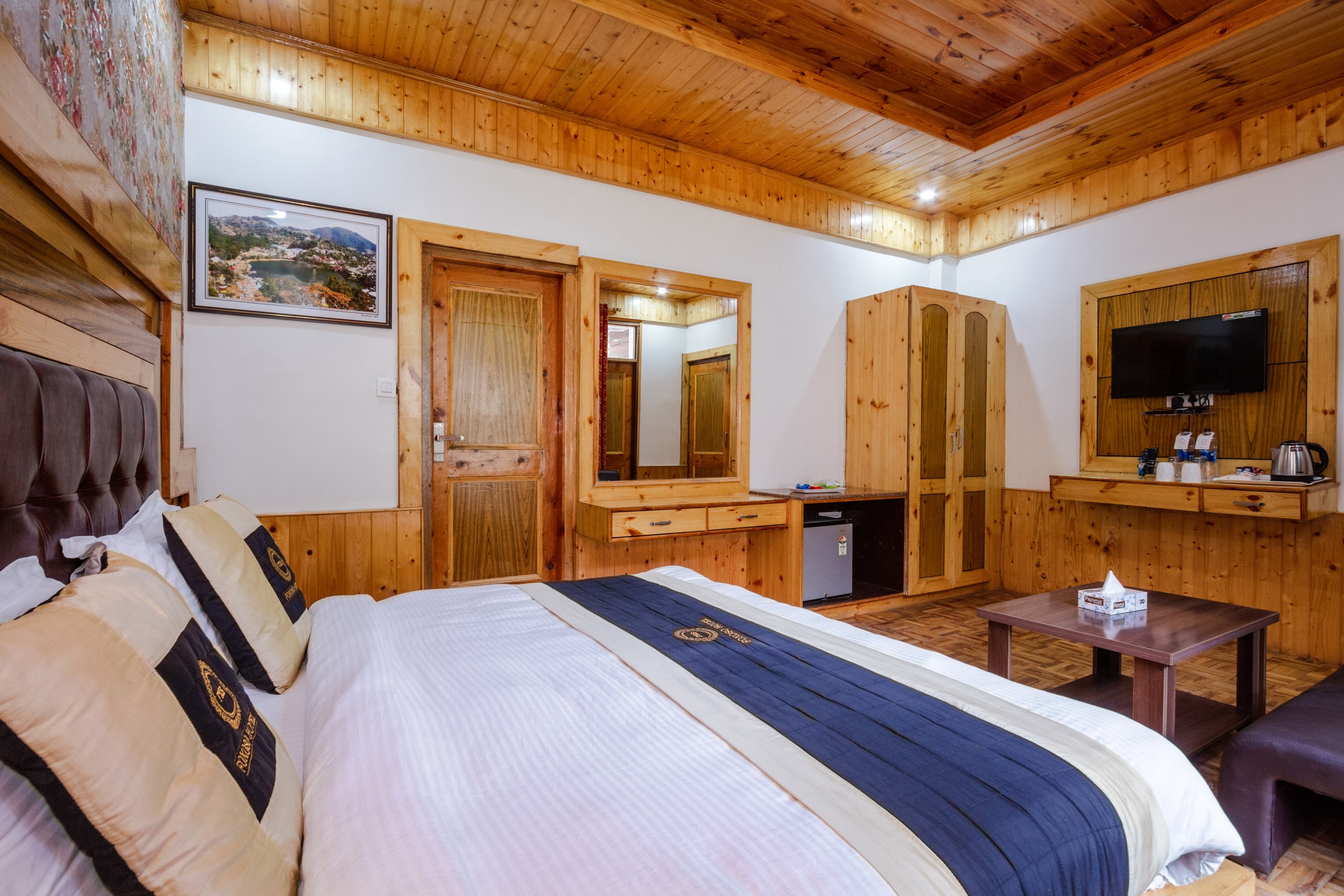Hotel Cherry Manali - Tap to explore photos