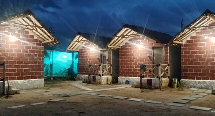 Jini Huts & Restaurant Hampi Room Type - Hut 5