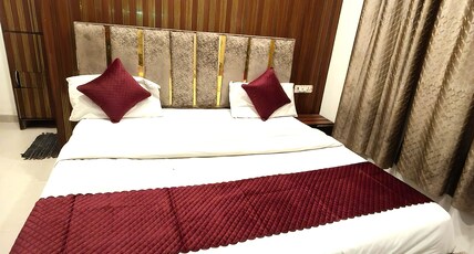 Hotel Du Rooms by Green Snapper Near Kamla Nagar Room Type - Standard AC Room with Free Wi-Fi & Parking Hotel Du Rooms by Green Snapper Near Kamla Nagar Room Type - Standard AC Room with Free Wi-Fi & Parking