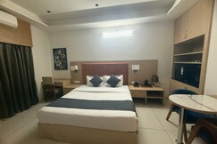 Urban Suites |Studio Apartment at Urban Square Mall